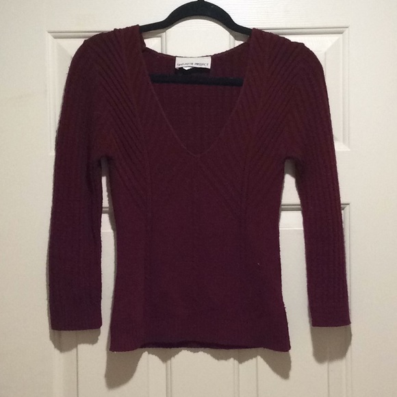 Bordeaux Sweater - Picture 1 of 3